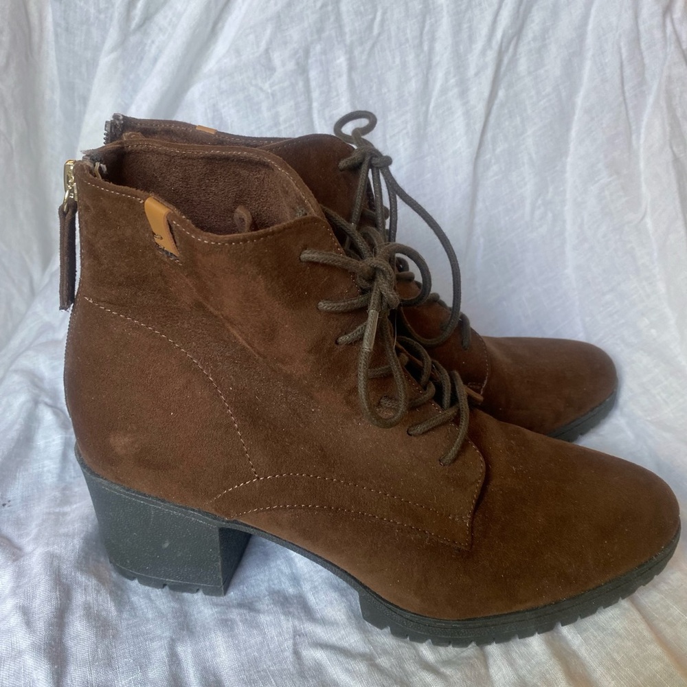 Dr. Scholl’s Laurence Ankle Boots
